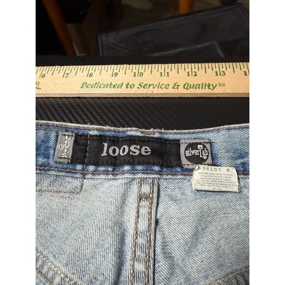 Vintage 90s Levi’s Silvertab Denim Shorts Baggy Distressed Light Wash Size 30 - Picture 3 of 16